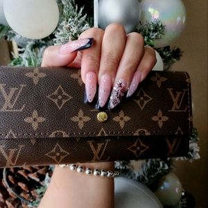 Meet your Posher, Lucy